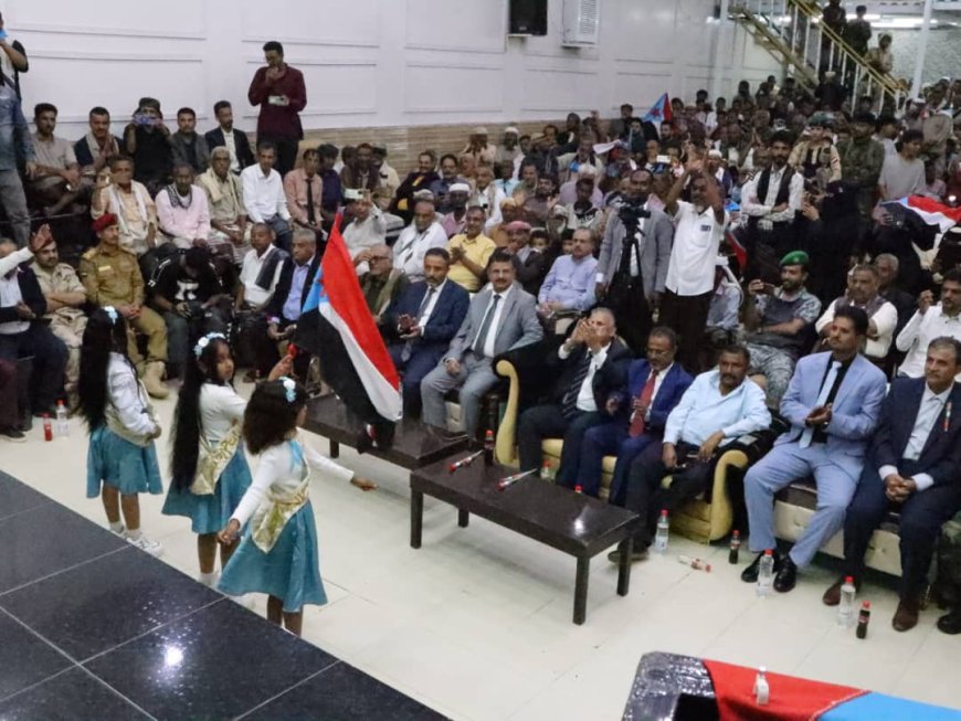 "أبين حاضنة النضال" .. في ذكرى الـ58 ليوم الجلاء رئيس انتقالي أبين الحييد يؤكد أن الجنوب يسير على درب الكرامة لاستكمال سيادته