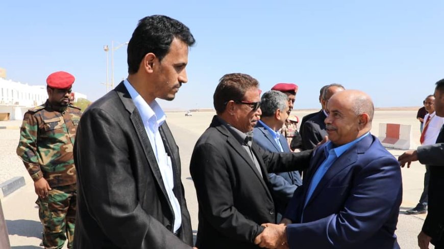 ​محافظ حضرموت يصل المكلا بعد أدائه اليمين الدستورية أمام فخامة رئيس مجلس القيادة الرئاسي 