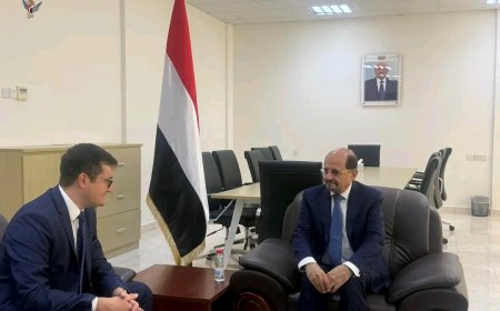 وزير الخارجية يبحث مع السفير الروسي تفعيل أعمال اللجنة الوزارية اليمنية - الروسية