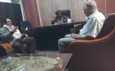 العميد المرفدي يناقش مع العميد المنصوري وكيل الأمن والدفاع لمحافظة عدن الأوضاع الأمنية بالمحافظة