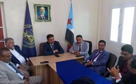 فريق التوجيه والرقابة الرئاسي يلتقي رئيس الهيئة التنفيذية لانتقالي أبين