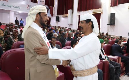 حلف قبائل شبوة برئاسة الخبيلي يرفع آيات التهاني والتبريكات إلى قيادة وشعب دولة الإمارات بمناسبة العيد الوطني الـ54