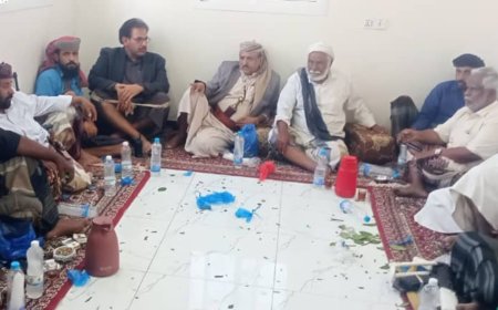 بتوجيهات المحافظ ابن الوزير.. الوكيل باعوضة يلتقي مشايخ آل باقطمي بسبب خلاف في الخزمة