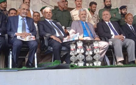 فريق التوجيه والرقابة الرئاسي يشارك فعالية كرنفالية احتفاءً بالذكرى الـ58 للاستقلال في لحج