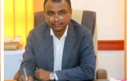 رئيس مجلس القضاء الأعلى يعزّي في وفاة القاضي صالح باشافعي مدير مركز الطب الشرعي بعدن