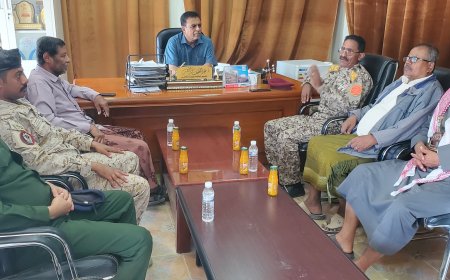 مدير عام مديرية القطن يلتقي العميد الركن عبدالدائم محمد صالح الشعيبي قائد لواء بارشيد