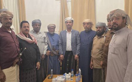 باعوم يلتقي مشائخ آل كِندة لمناقشة التطورات في وادي حضرموت وتطبيع الحياة