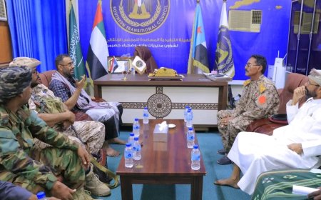 انتقالي وادي وصحراء حضرموت يبحث ترتيبات تعزيز الأمن والاستقرار وحماية المنشآت في المديريات