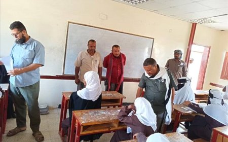 مدير مكتب التربية بالمضاربة والضابط الميداني لجمعية الوصول يتفقدان سير الامتحانات في مدارس اللاجئين