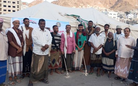 استجابة لدعوة تنفيذية انتقالي حضرموت أبناء بروم ميفع يشاركون في مخيم الاعتصام المفتوح بالمكلا