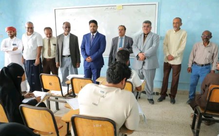 كلشات يدشّن الامتحانات النهائية للفصل الدراسي الأول في كليات جامعة المهرة للعام الجامعي 2025 – 2026م