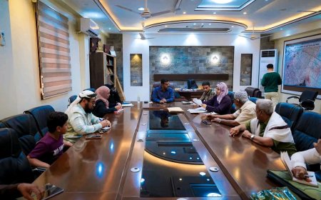 الشيخ عثمان تدشّن أولى إجراءات مشروع رصف شارع مسجد القاضي ضمن البرنامج الاستثماري لعام 2025