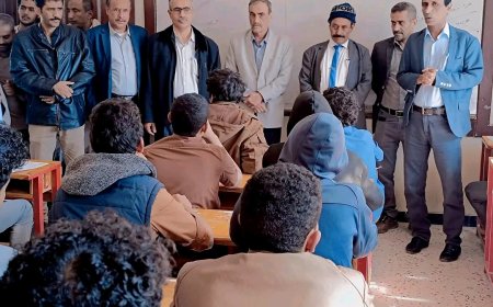 شبوة.. الأمين العام يدشّن اختبارات الفصل الدراسي الأول للعام ويؤكد استمرار دعم العملية التعليمية وتطوير بنيتها التحتية