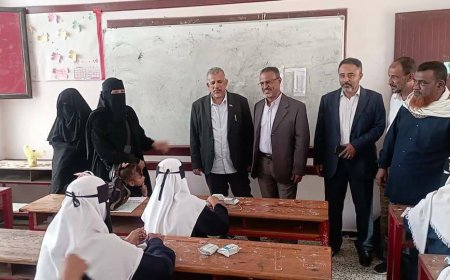 الجعري والحييد يدشّنان امتحانات الثانوية العامة للفصل الأول بالمحافظة