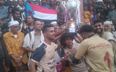 بحضور المصفري.. فريق شعب يتوَّج بطلاً لدوري شهداء الصبيحة الثاني بعد مباراة مثيرة حُسمت بركلات الترجيح