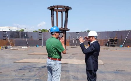 باخبيرة وقائد يطلعان على مستوى إنجاز مشروع خزان مياه تجميعي في منطقة البرزخ بعدن