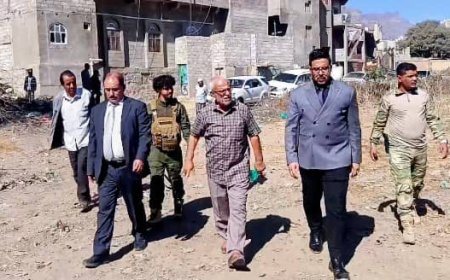 محافظ الضالع يوجه بسرعة استكمال الدراسات الخاصة بمشروع الصرف الصحي للمدينة