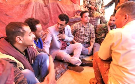 المشمر يزور جرحى مخيم الاعتصام ويؤكد اهتمام السلطة المحلية بمتابعة قضاياهم