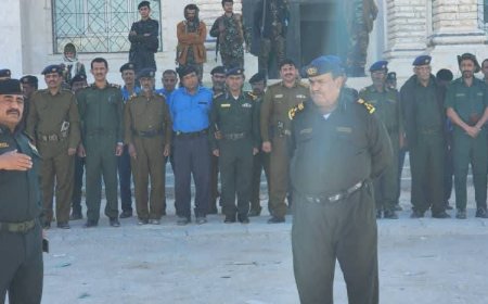 مدير عام شرطة شبوة يؤكد خلال الطابور الصباحي على أهمية رفع الجاهزية الأمنية لمواجهه اي تحديات