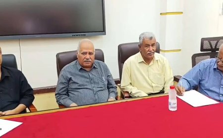 مدير عام صحة عدن يعقد اجتماعه الدوري لمكاتب الصحة والمستشفيات لشهر ديسمبر 2025