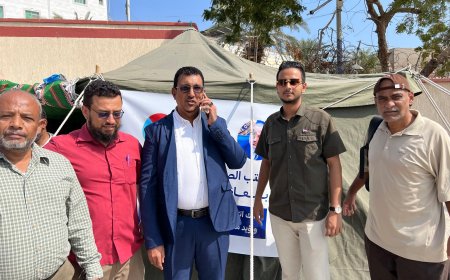 فريق من وزارة الصحة … تطلع على أوضاع معتصمي ساحة العروض وتؤكد وقوفها مع مطالب الشعب الجنوبي