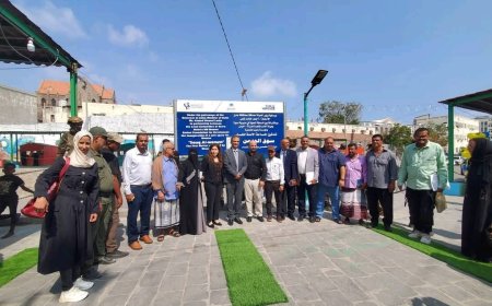 تدشين "سوق الوومن" للنساء الشعبيات في مديرية صيرة بعدن بدعم أممي وشراكة محلية فاعلة