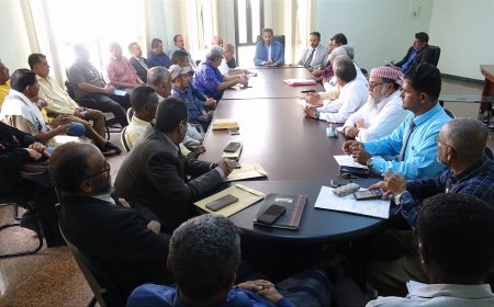 المكتب التنفيذي بمحافظة أبين يعقد اجتماعه الاستثنائي برئاسة المحافظ 