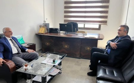 الوكيل الشبحي يلتقي وكيل محافظة أبين ويناقش معه احتياجات المحافظة الصحية