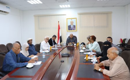 نائب وزير الصناعة يناقش مع مدراء مكاتب الوزارة بالمحافظات تعزيز ضبط الأسواق وكفاءة الأداء الرقابي والخدمي