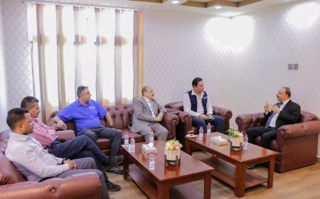 وزير النقل يلتقي المنسق الإقليمي لمكتب الأمم المتحدة لمكافحة المخدرات والجريمة لبحث سُبل دعم قطاعات النقل