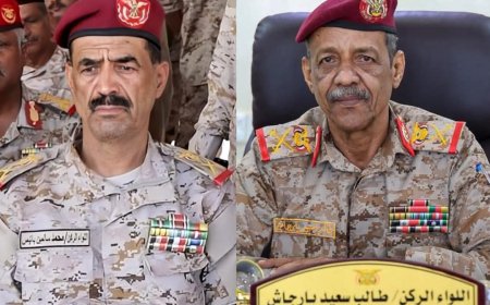 مساعد وزير الدفاع للموارد البشرية اللواء باتيس يعزي قائد المنطقة العسكرية الثانية بوفاة والدته