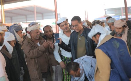 باعوم ينفّذ نزولًا ميدانيًا فجر اليوم إلى سوق الخضار المركزي بسيئون ويشدّد على ضبط الأسعار وحماية المزارعين