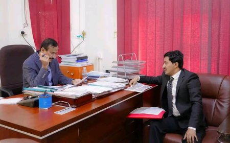 المحافظ بن الوزير يطّلع على أوضاع مكتب النقل وخطة النشاط للعام 2026م