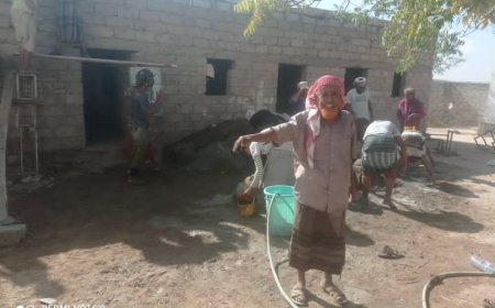 أهالي قرية الخالف لودر يناشدون محافظ أبين استكمال مشروع المدرسة التي بدأوها بمبادرات جماهيرية