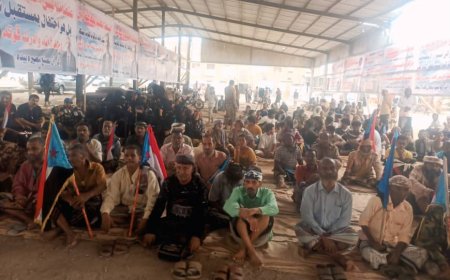 مخيم الاعتصام بزنجبار يشهد زخماً شعبياً متواصلاً للمطالبة بعودة دولة الجنوب وعاصمتها عدن
