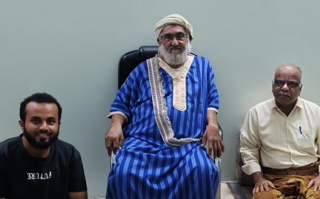 الأمين العام المساعد لمؤتمر حضرموت الجامع يطمئن على صحة الشخصية الاجتماعية والسياسية خالد باعمر