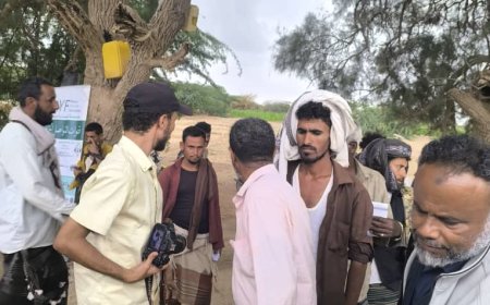 توزيع مبالغ مالية لعدد من المناطق في خنفر