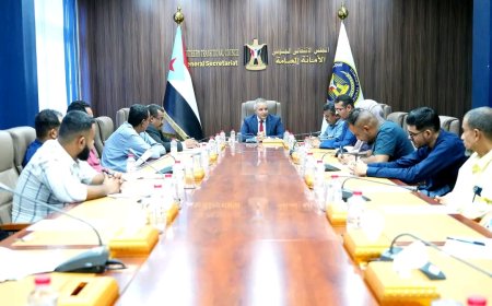 هيئة الشؤون الاجتماعية تحيي الاصطفاف الوطني للاتحادات والنقابات ومنظمات المجتمع المدني بكافة ساحات الاعتصام في الجنوب