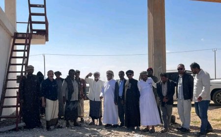 وكيل الشؤون الفنية يتفقد مشروع مياه ضواحي الغيضة عقب استئناف الضخ التجريبي بعد الانتهاء من تجهيز الآبار المغذّية للمشروع