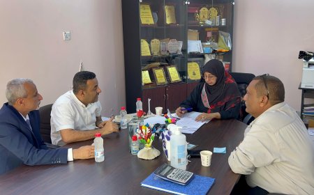 الشبحي والوليدي يتفقدان سير العمل بالبرنامج الوطني للإمداد الدوائي