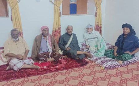 رئيس نادي مدودة الشاعر باحارثة يطمئن على صحة الأمين العام للنادي إثر وعكة صحية ألمّت به