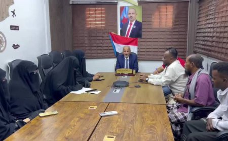 وزارة الصحة العامة والسكان الشبحي يلتقي وفدًا من مكتب الصحة في محافظة المهرة ويناقش معه الاحتياجات الصحية للمحافظة 