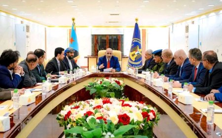 القيادة التنفيذية العُليا تناقش الجهود المبذولة لتأمين الخدمات للمواطنين ومراقبة أسعار الصرف