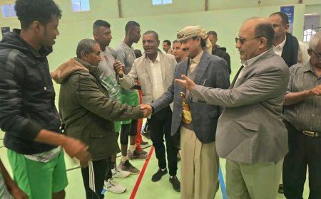 المحافظ بن الوزير يدشّن بطولة الفقيد أحمد الجبيلي لمنتخبات المحافظات للكرة الطائرة