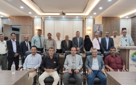 السقطري وفضيل يلتقيان لمناقشة سُبل تطوير الجانب العلمي الزراعي بكلية الزراعة 