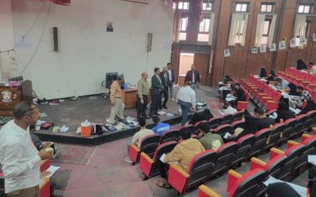 بحضور نائب رئيس الجامعة لشؤون الطلاب.. كلية الحقوق بجامعة عدن تدشن امتحانات الفصل الأول