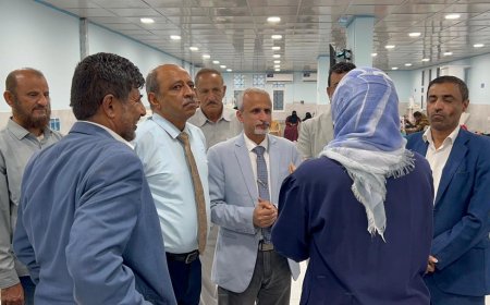 برئاسة الشبحي وفد وزارة الصحة العامة والسكان يتفقد مستشفى الجمهورية ويطلع على جاهزية مركز الغسيل الكلوي الجديد. 