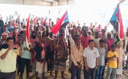 قيادات سياسية واجتماعية تحث على الزحف الجماهيري نحو ساحة العروض