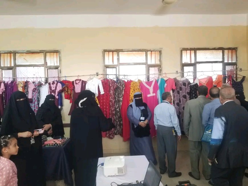 التعليم الفني يشارك في إحياء ذكرئ الجلاء بإقامة بازار (فتاة الوطني ) بالمعهد الوطني للتقنيين والمدربين دارسعد بالعاصمة عدن