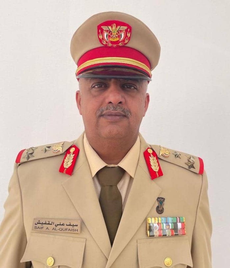 قائد اللواء 115 مشاة يعزي ال السعيدي بوفاة سالم صالح الخضر السعيدي